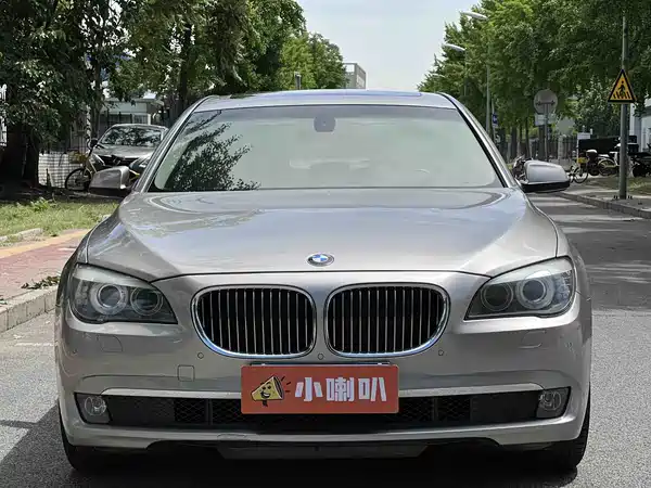 BMW 7 Series 2011