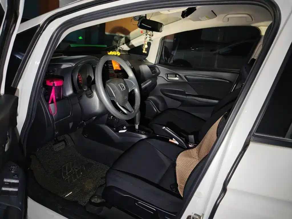 Honda Fit 2015 — фото 12