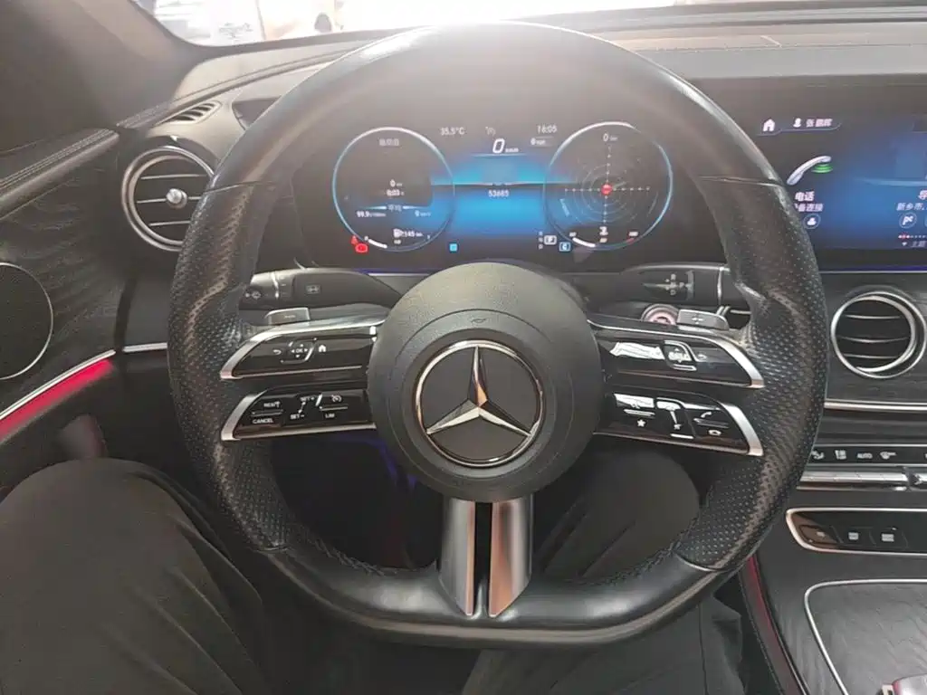 Mercedes-Benz E-Class 2021 — фото 11