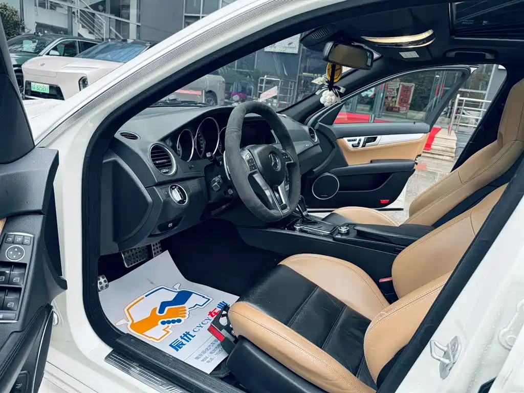Mercedes-Benz C-Class AMG 2014 — фото 12
