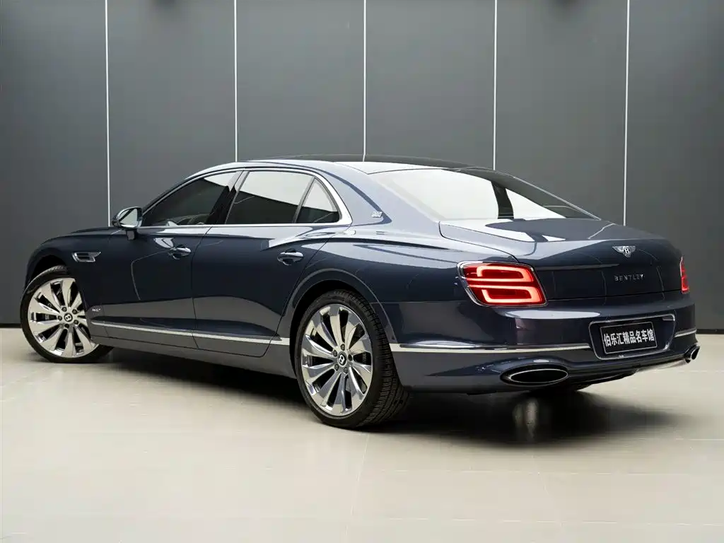 Bentley Flying Spur 2020 — фото 4