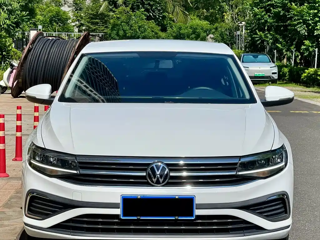 Volkswagen Bora 2023