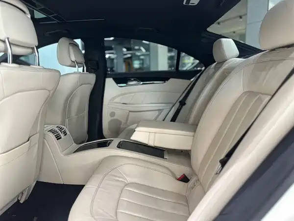 Mercedes-Benz CLS 2015
