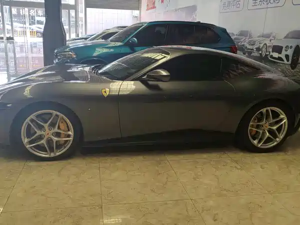 Ferrari Roma 2020