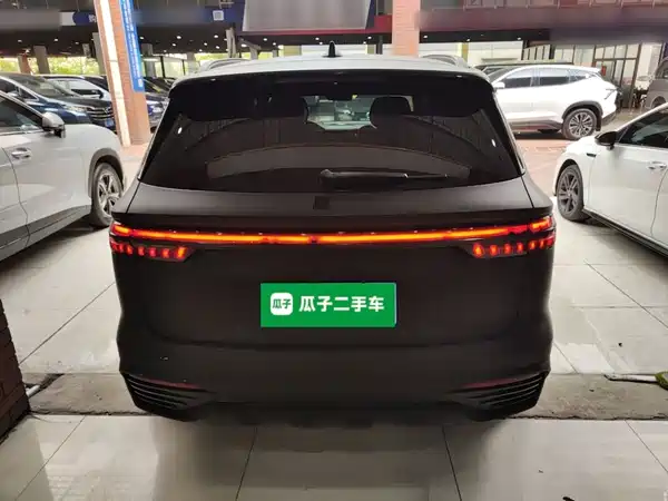 Geely Xingyue L 2025