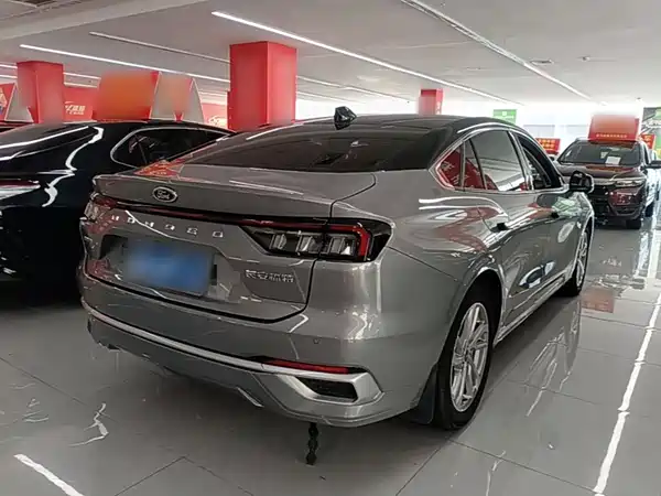 Ford Mondeo 2022