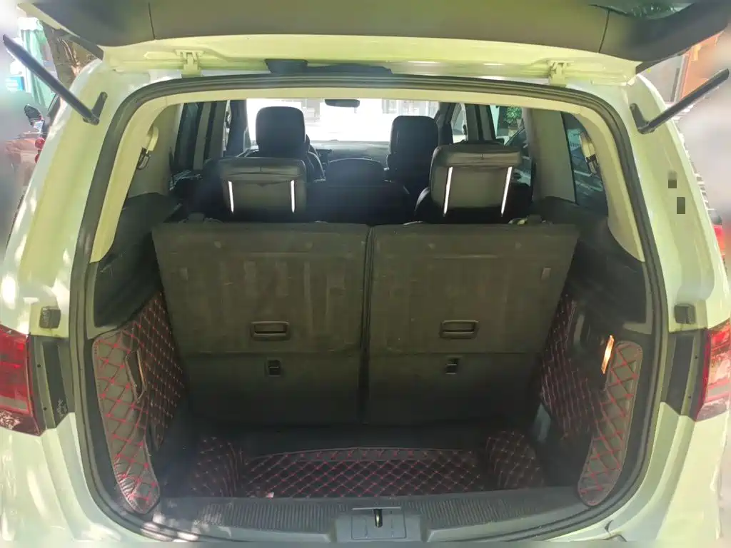 Volkswagen Sharan 2017 — фото 20