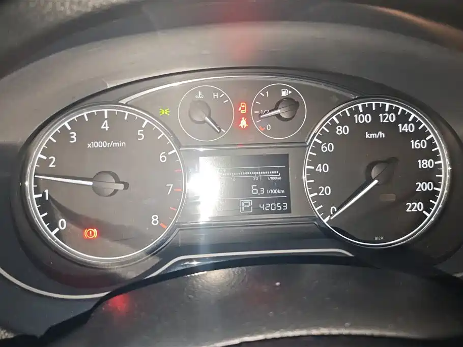 Nissan Tiida 2016 — фото 14