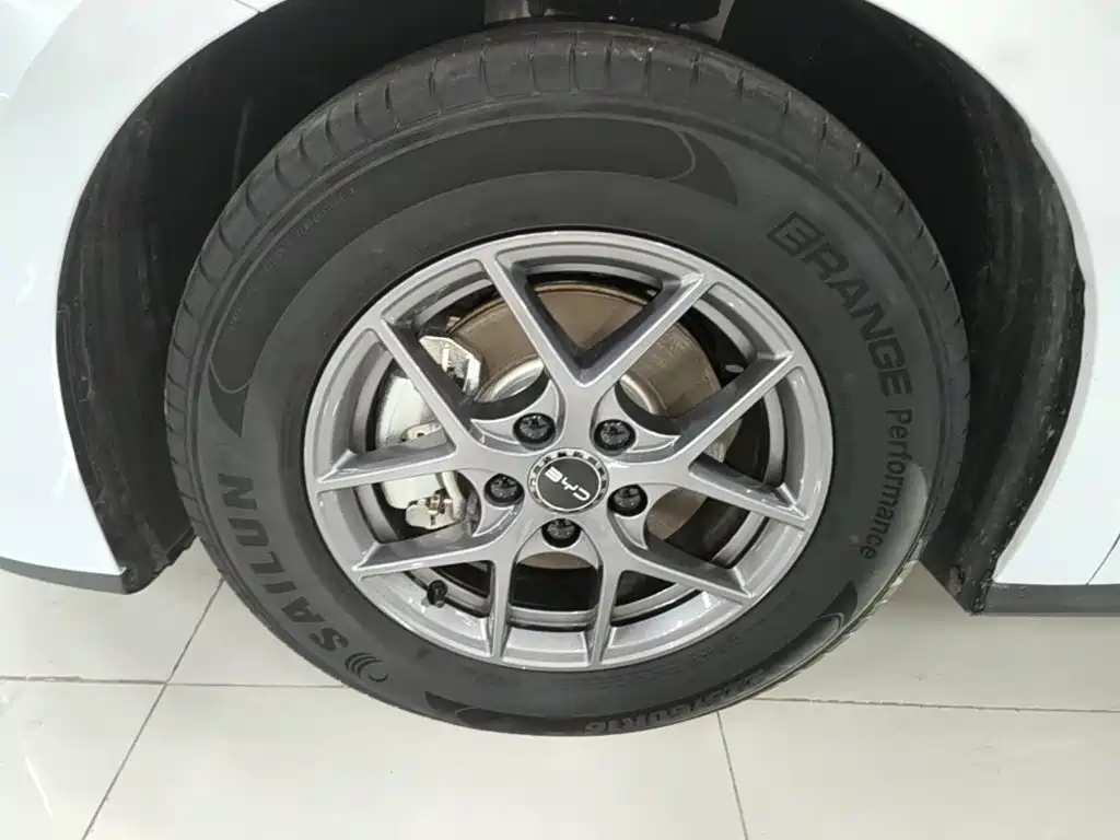 BYD Seal 06 2025 — фото 23