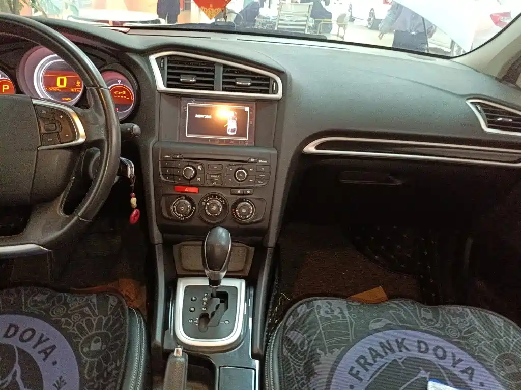 Citroën C4L 2016 — фото 13