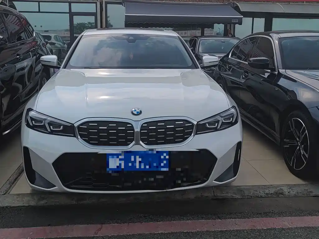 BMW 3 Series 2024