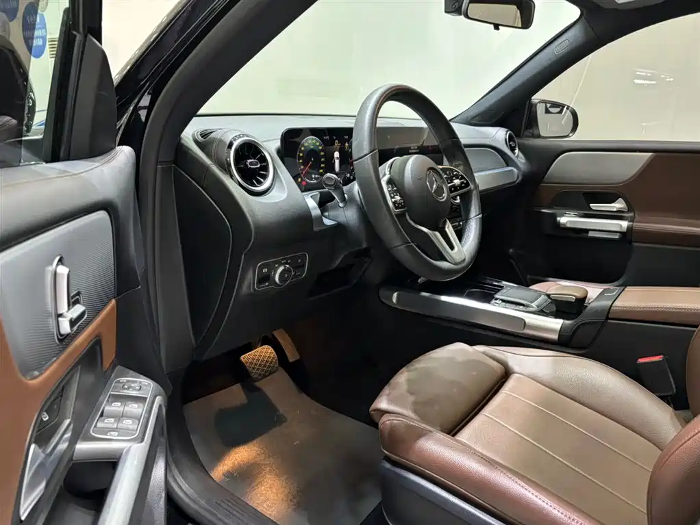 Mercedes-Benz GLB 2022 — фото 13