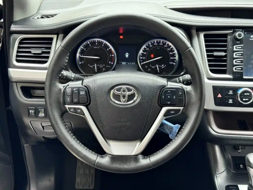 Toyota Highlander 2015