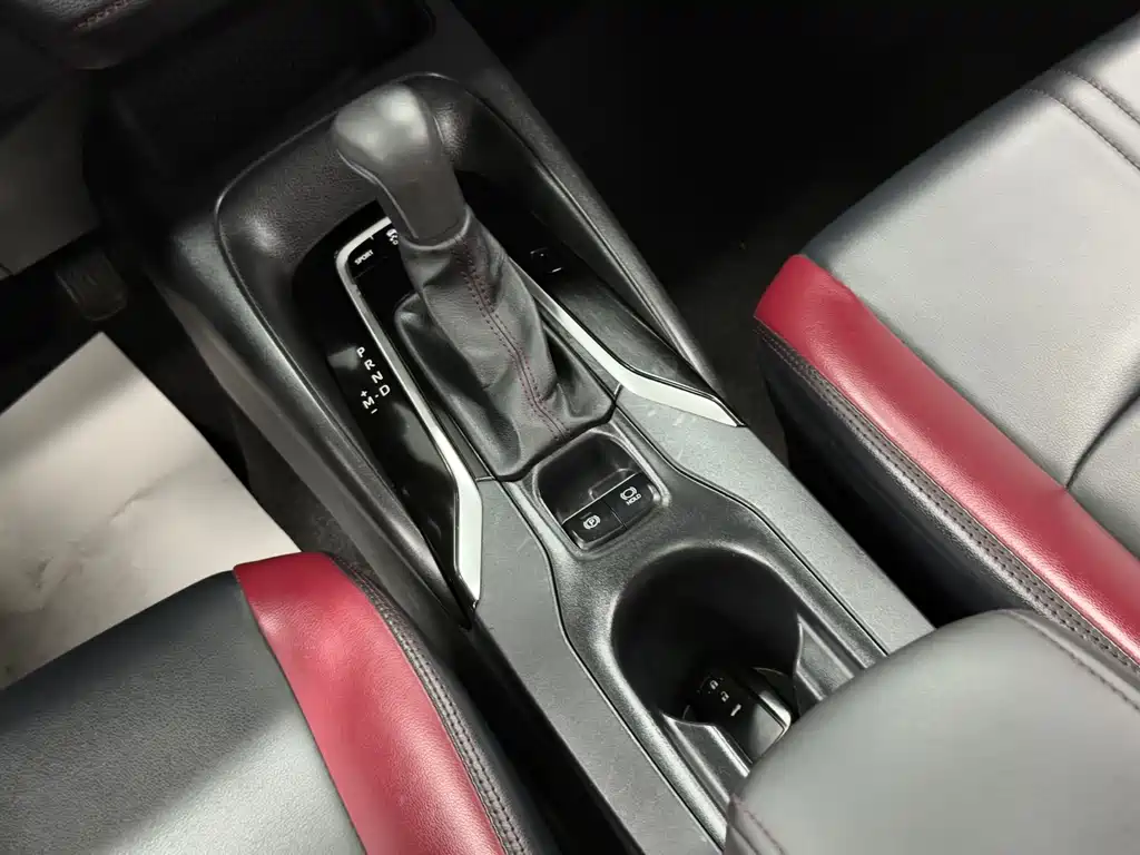 Toyota Corolla 2022 — фото 15