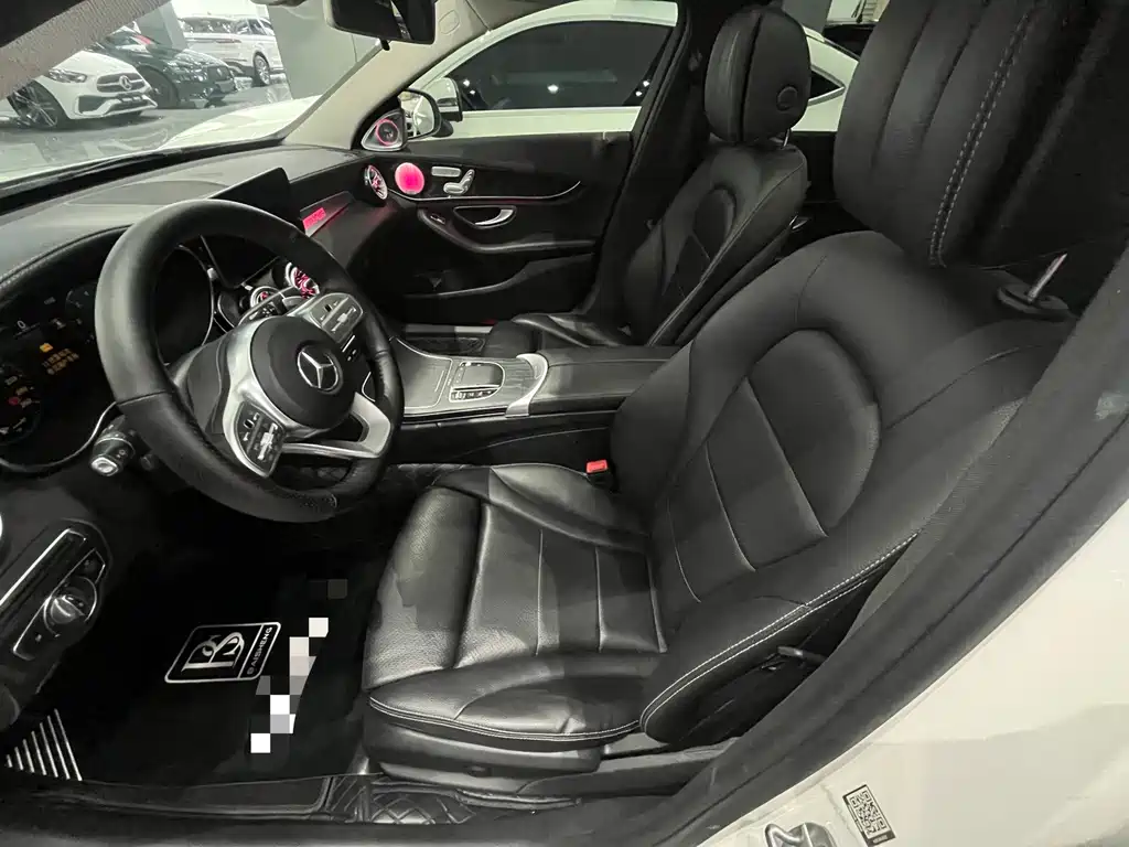 Mercedes-Benz C-Class 2020