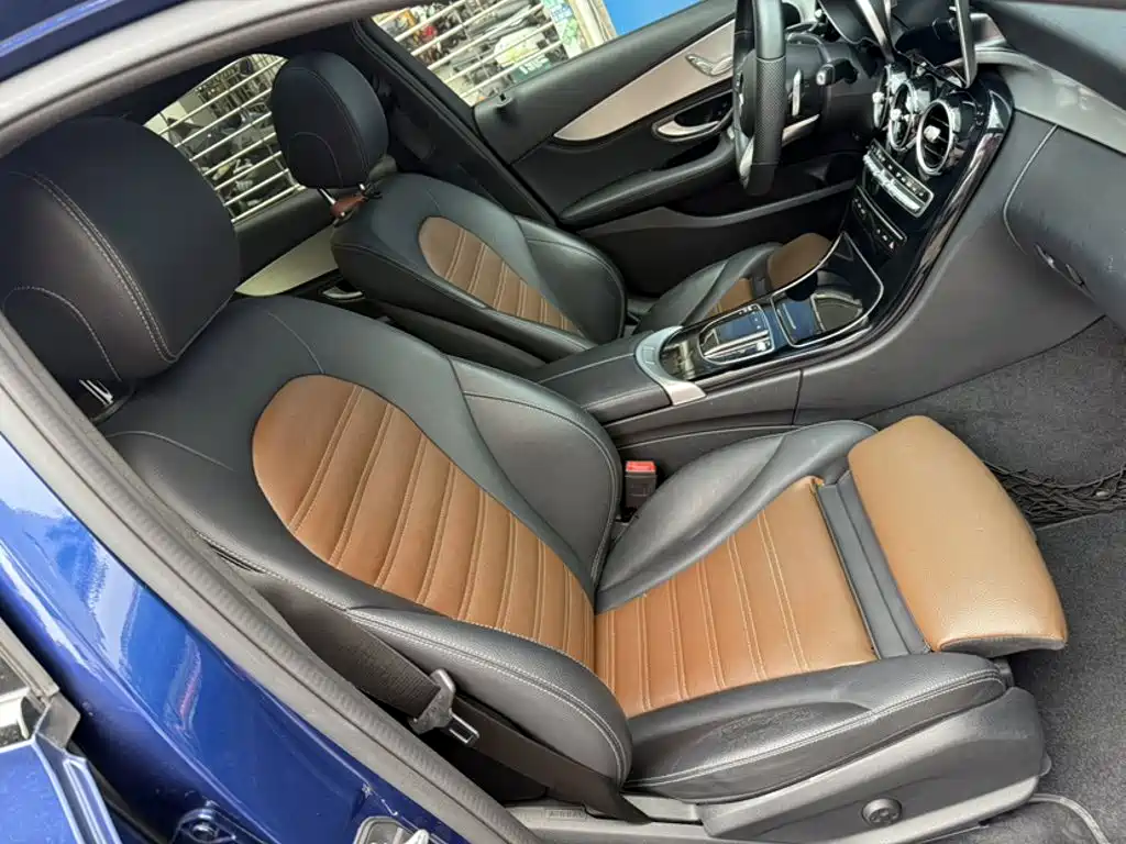 Mercedes-Benz C-Class 2019 — фото 12