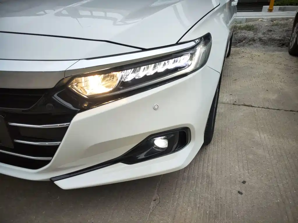 Honda Accord 2021 — фото 25