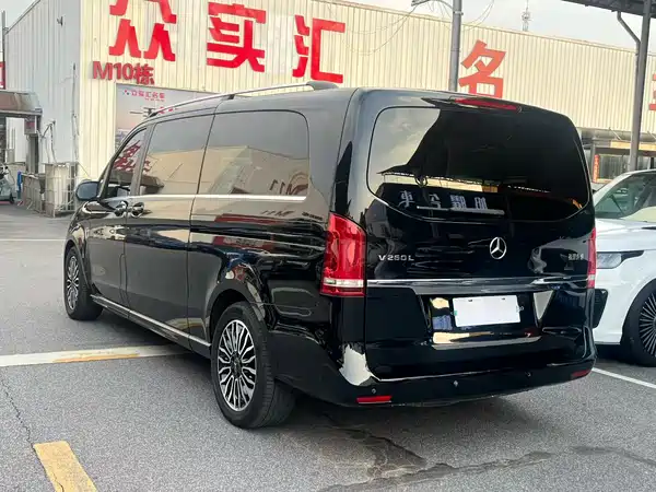 Mercedes-Benz V-Class 2017