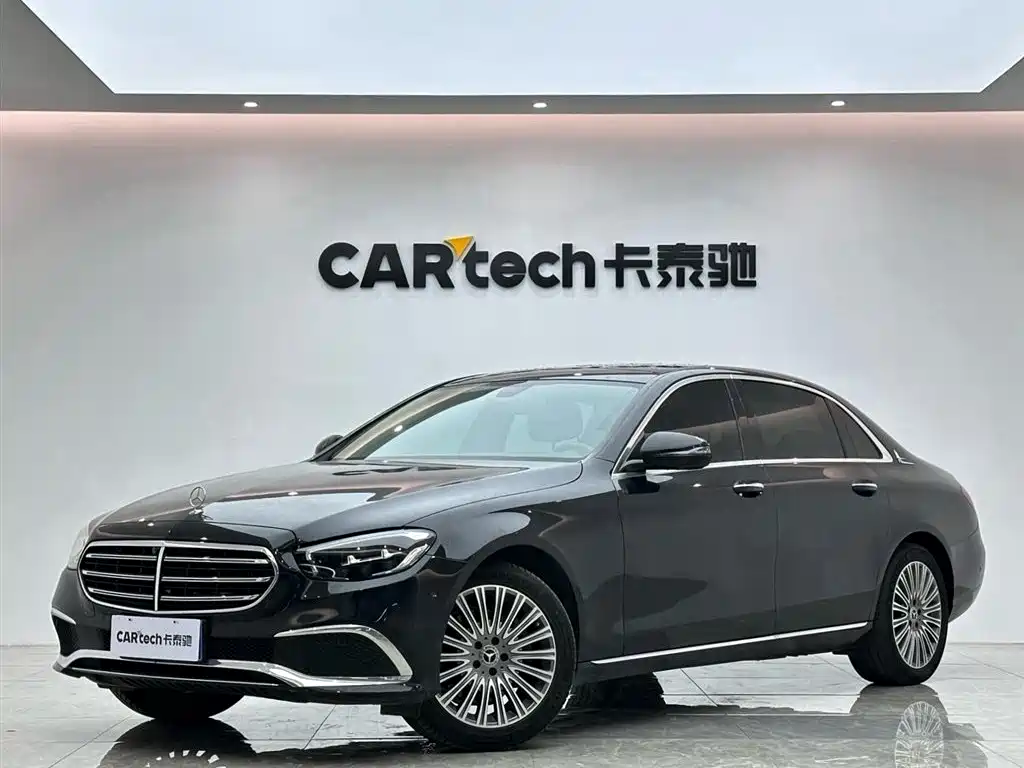 Mercedes-Benz E-Class 2023 — фото 1