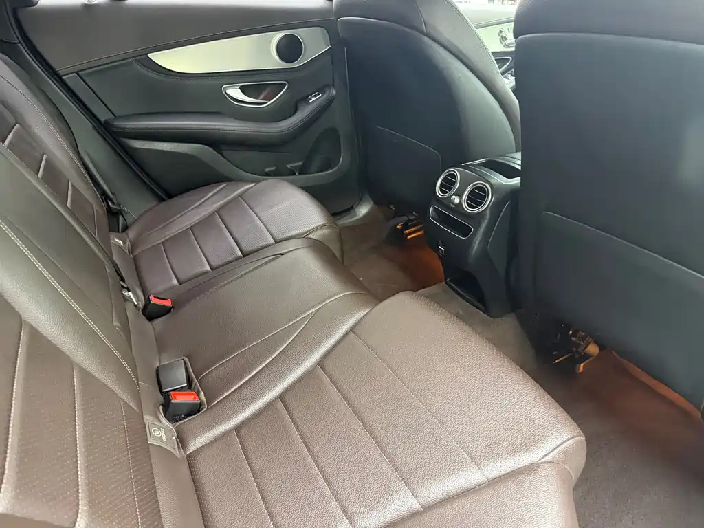 Mercedes-Benz GLC 2020 — фото 12