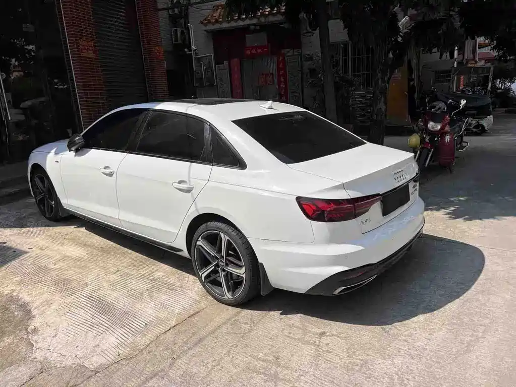 Audi A4L 2024
