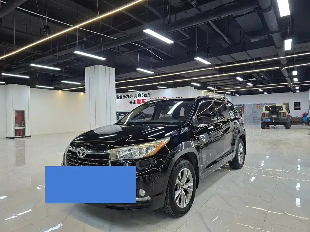 Toyota Highlander 2016 — фото 1