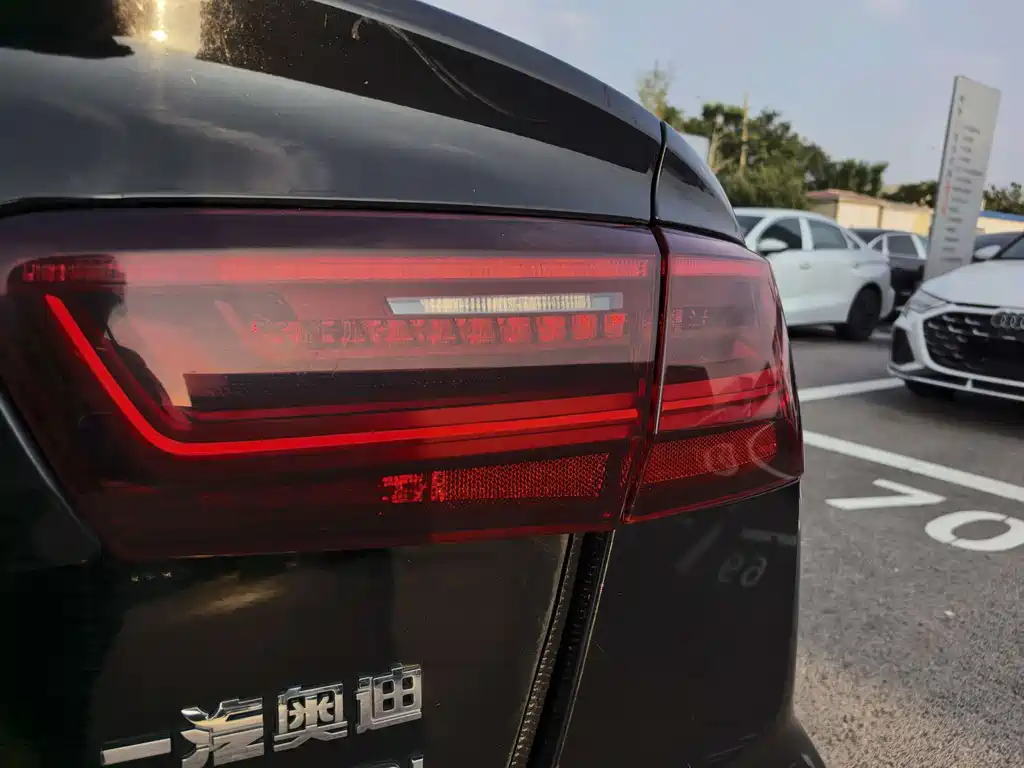 Audi A6L 2016 — фото 17