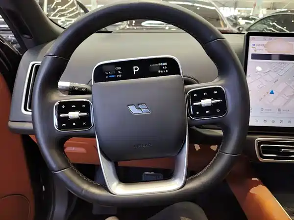 Li Auto L8 2023
