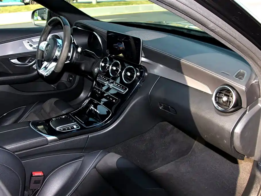 Mercedes-Benz C-Class AMG 2019 — фото 14