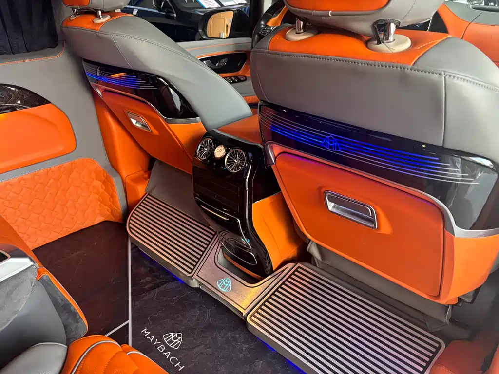 Mercedes-Benz Vito 2023 — фото 10