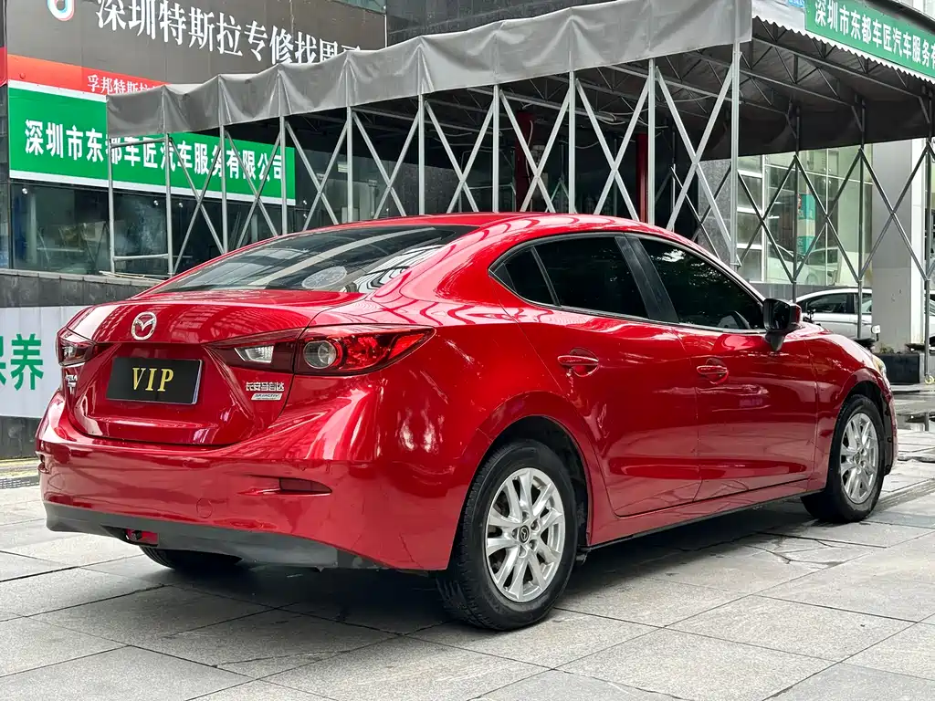 Mazda 3 Axela 2017 — фото 4