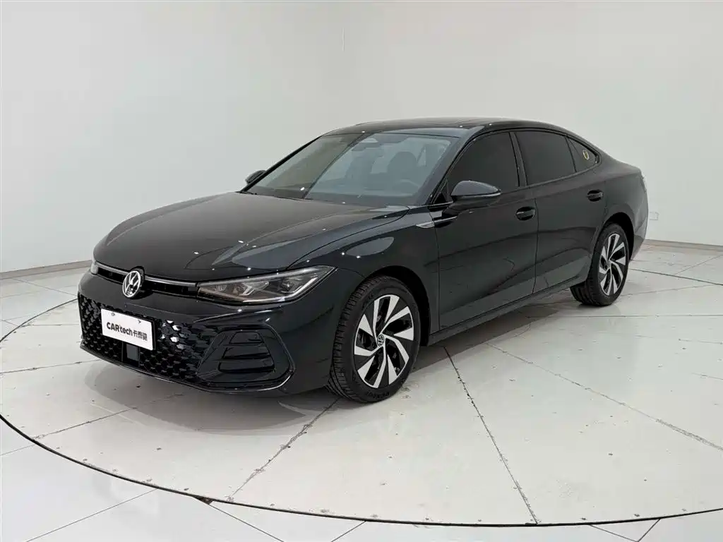 Volkswagen Passat 2025