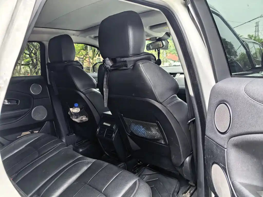 Land Rover Evoque 2018 — фото 10