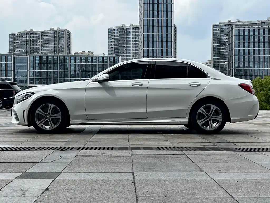 Mercedes-Benz C-Class 2020 — фото 5