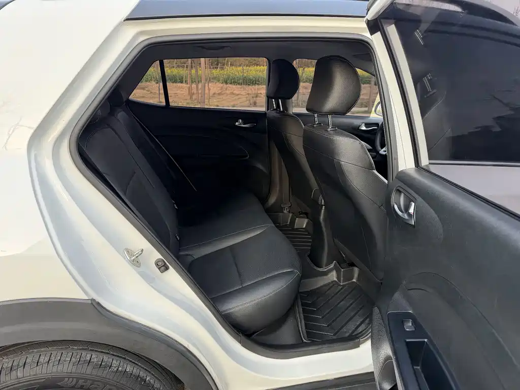 Kia KX1 2020 — фото 11