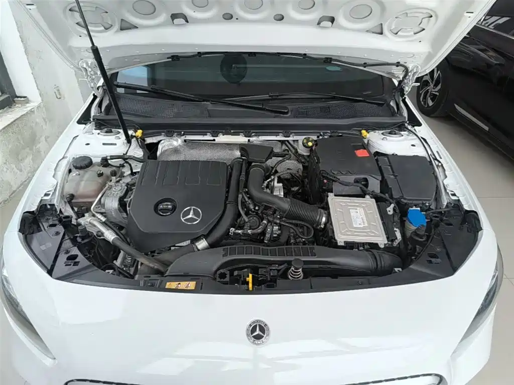 Mercedes-Benz A-Class 2023 — фото 20