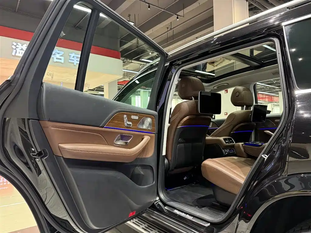 Mercedes-Benz GLS 2024 — фото 16