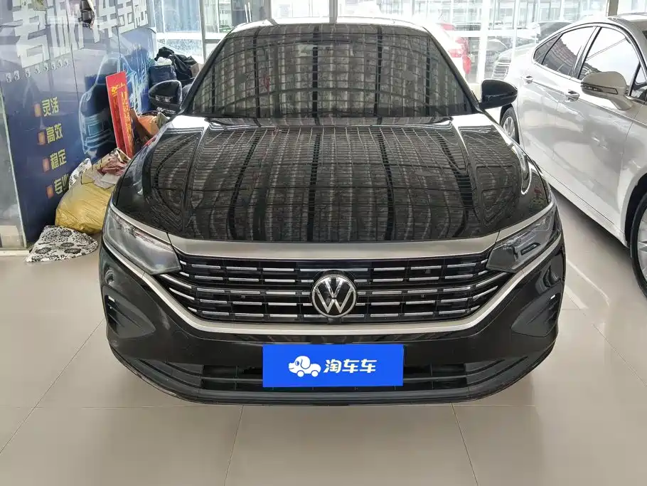 Volkswagen Passat 2022