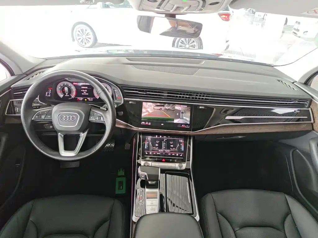 Audi Q7 2022 — фото 10
