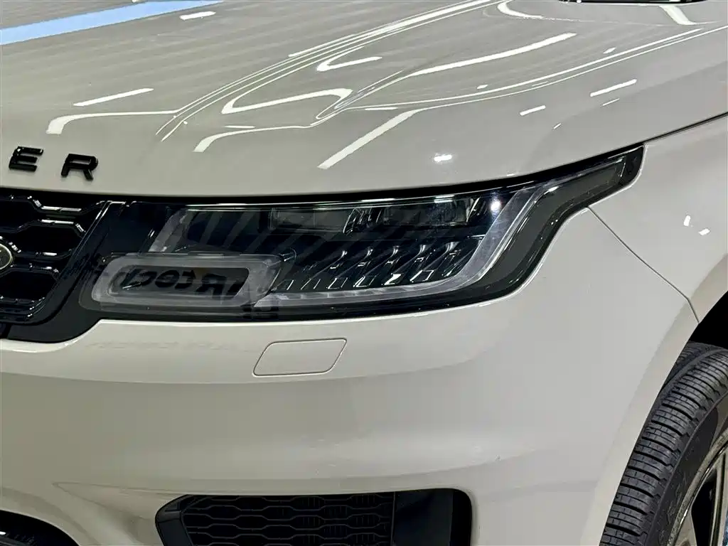 Land Rover Range Rover Sport 2019 — фото 8