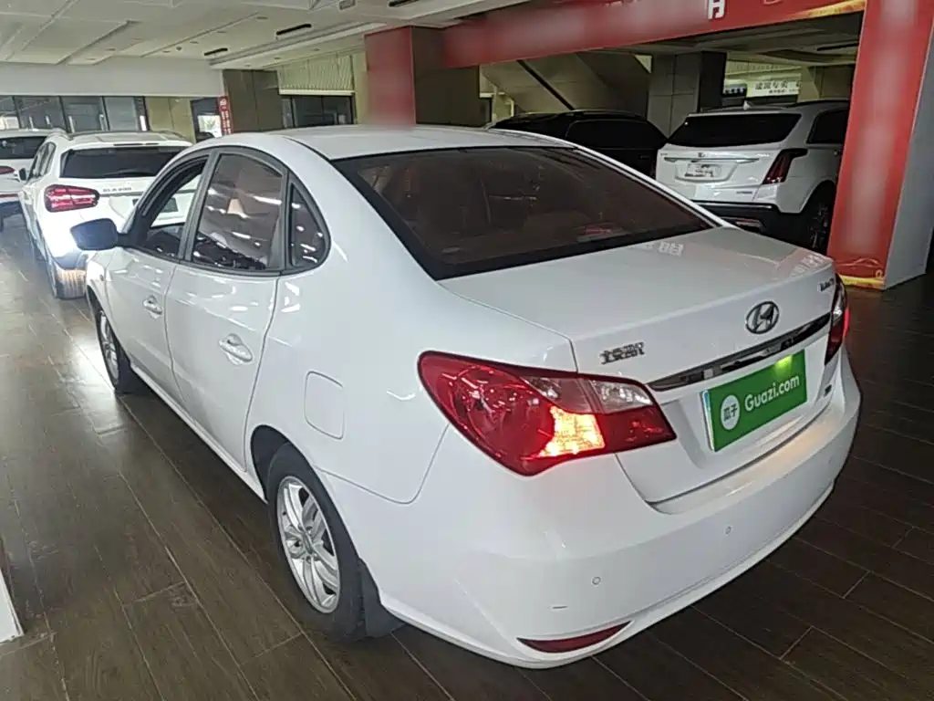 Hyundai Elantra 2014