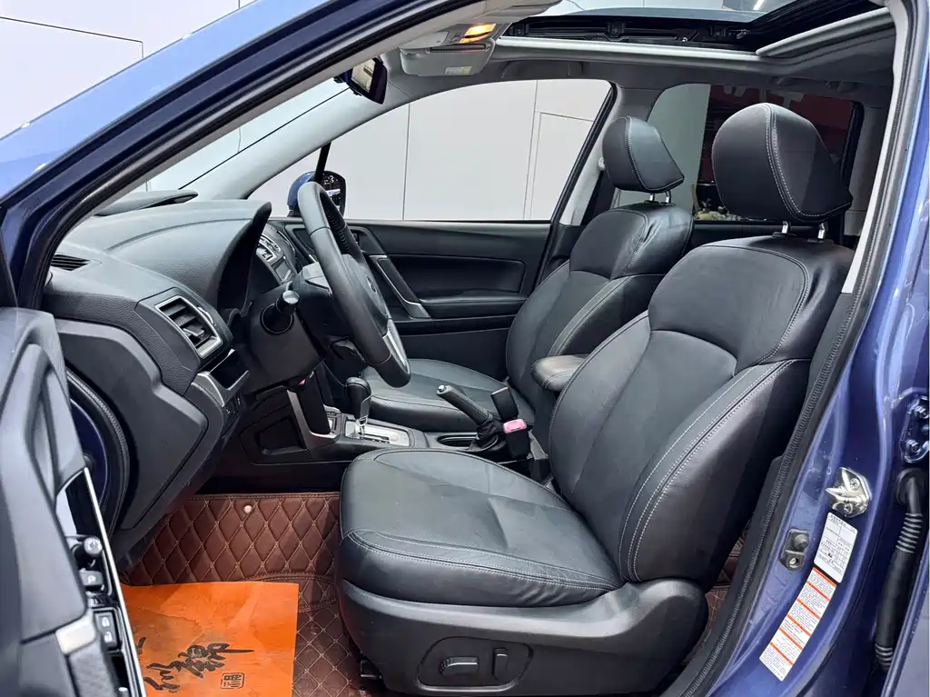 Subaru Forester 2018 — фото 9