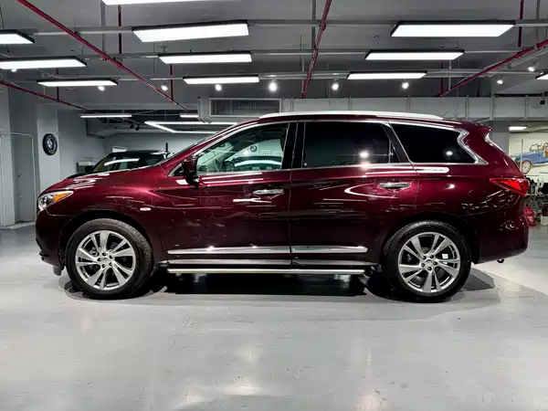 Infiniti JX 2013
