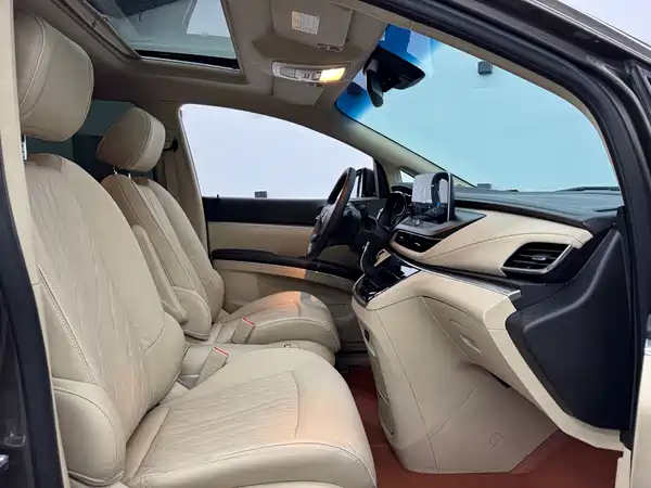 Buick GL8 2024