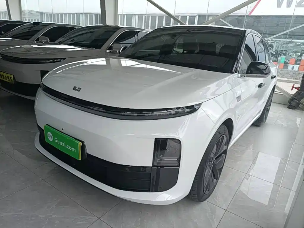Li Auto Li L6 2025