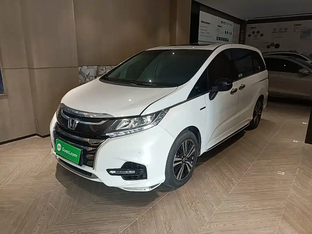 Honda Odyssey 2021 — фото 1