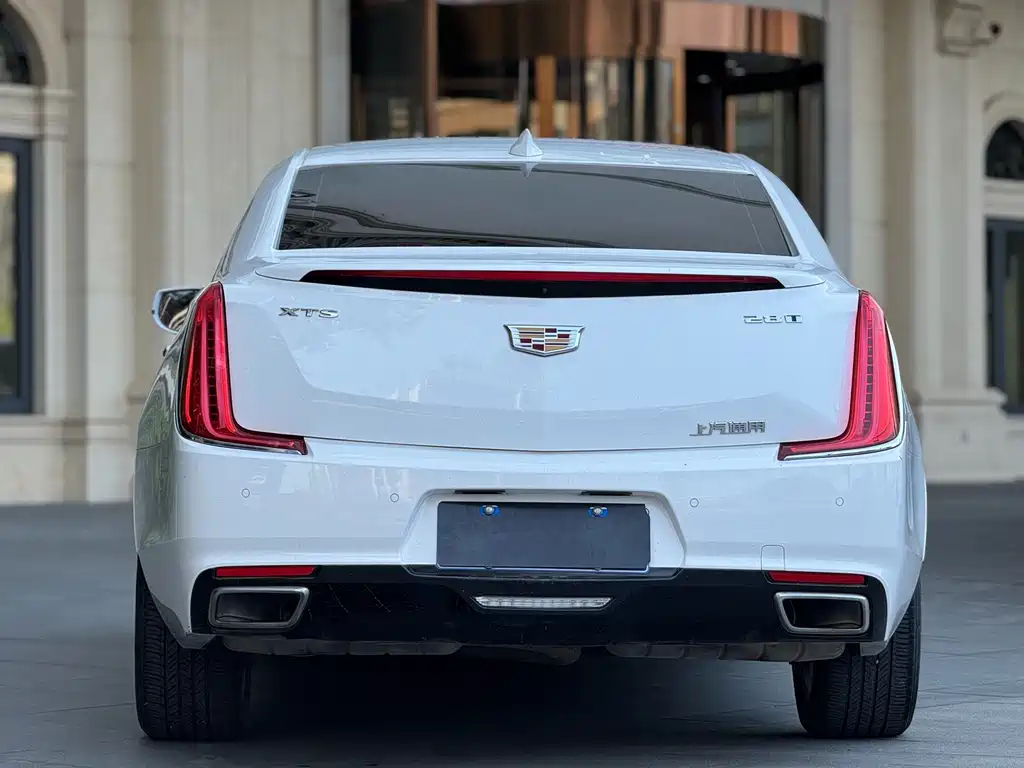 Cadillac XTS 2019 — фото 10