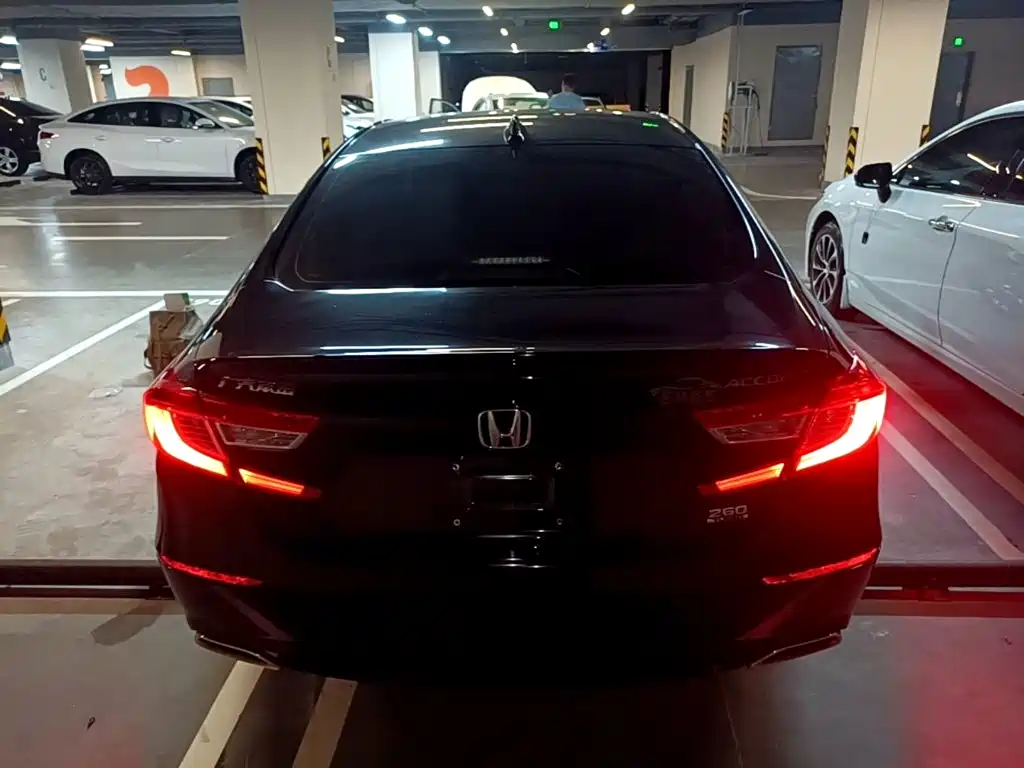 Honda Accord 2021 — фото 6