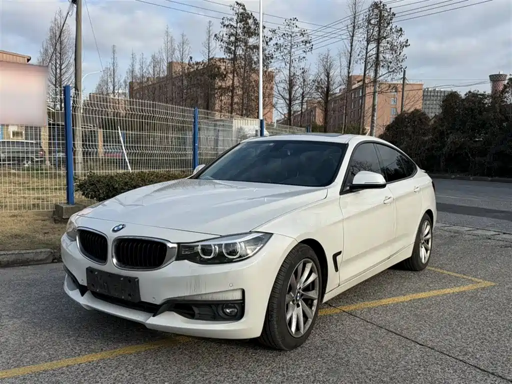 BMW 3 Series GT 2018 — фото 2