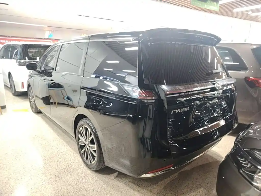GAC Trumpchi E8 PHEV 2024 — фото 23